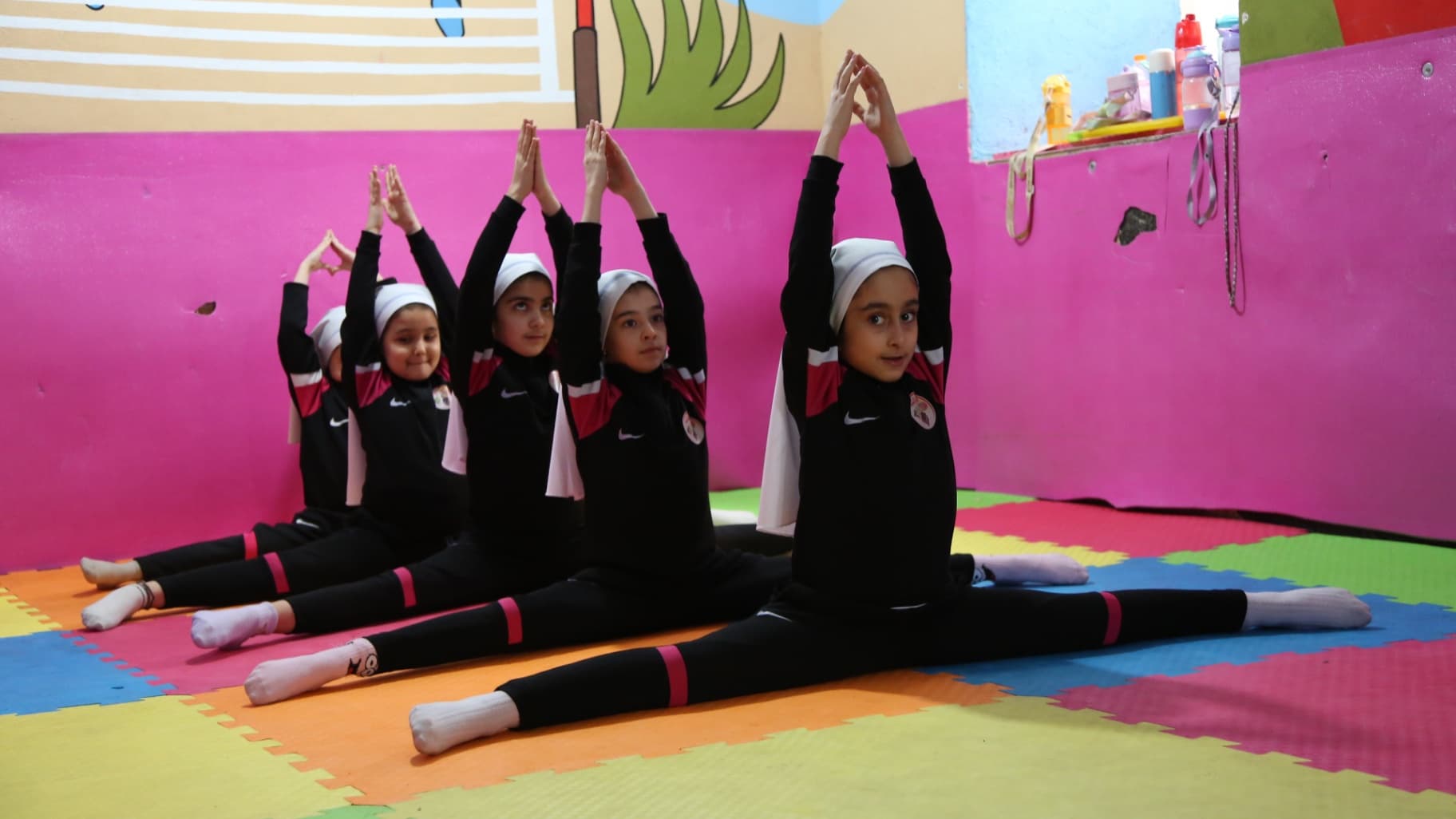 پیش دبستانی و دبستان امیدان آینده